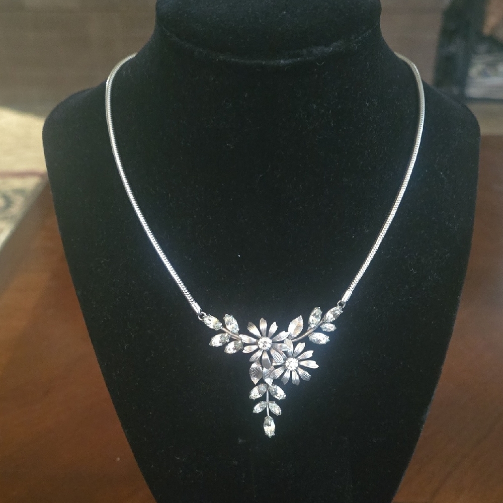 Vintage Krementz Choker Necklace